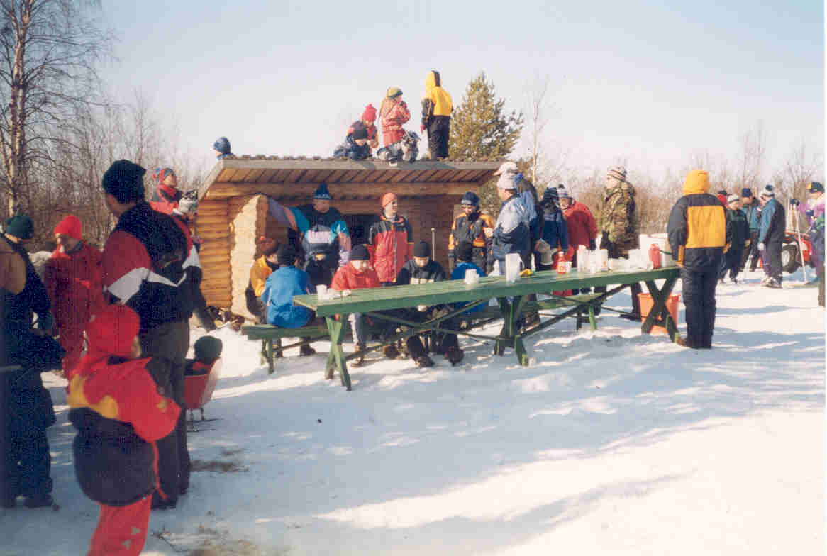 Kultalan laavulla 2000 talvella.